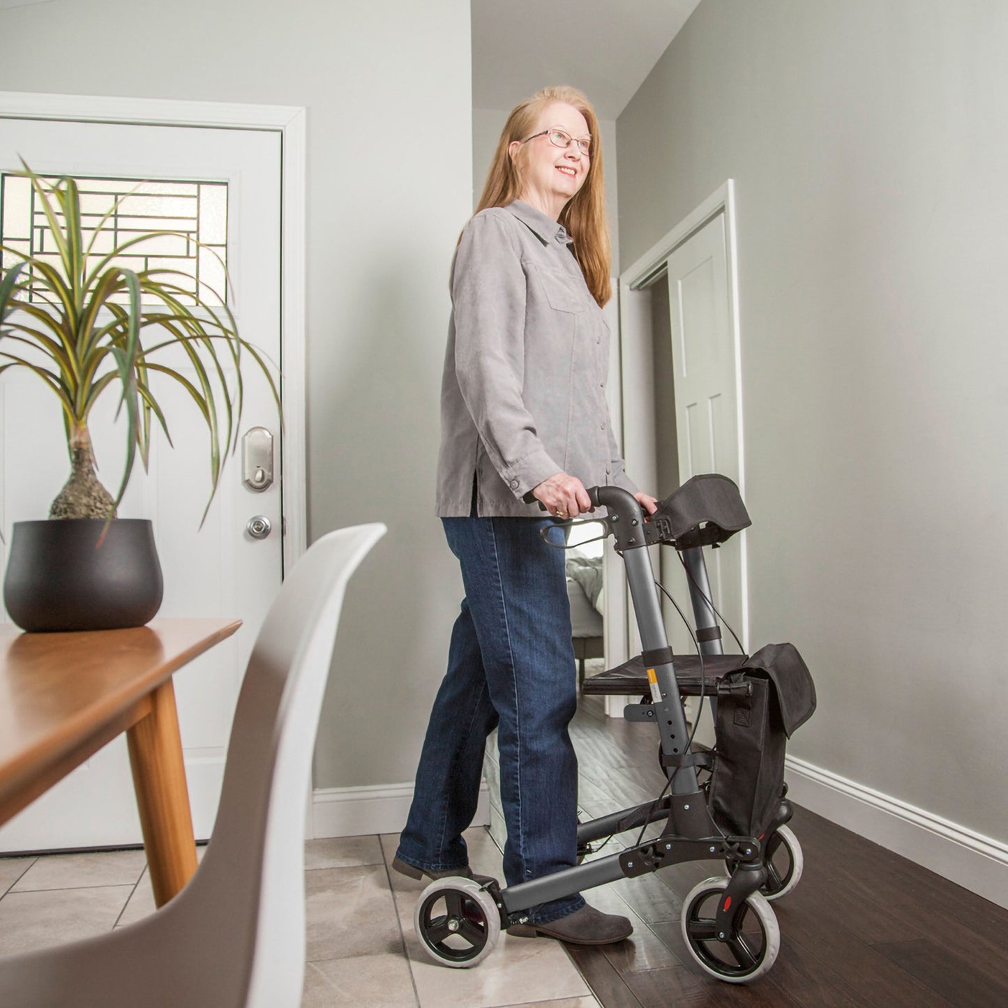 ROLLATOR, HEALTHSMART GATEWAY FOLDING TITANIUM