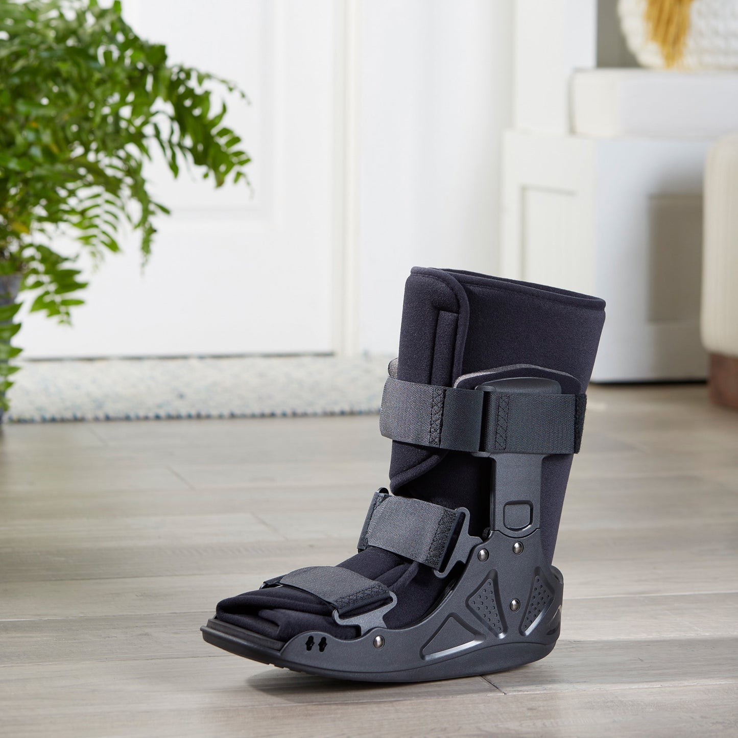 BOOT, WALKER LOW TOP NON-AIR XLG
