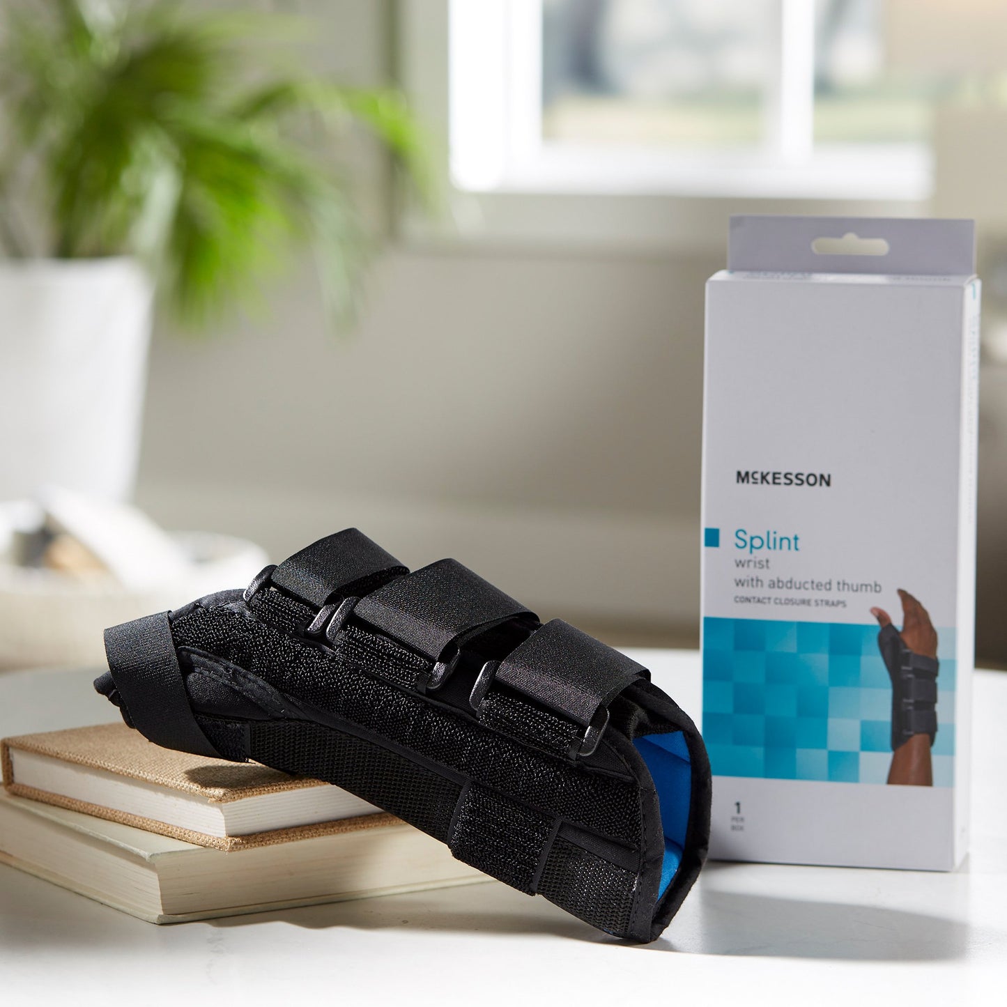 WRIST SPLINT, W/ABDUCTED THUMBRT LG 8.5"