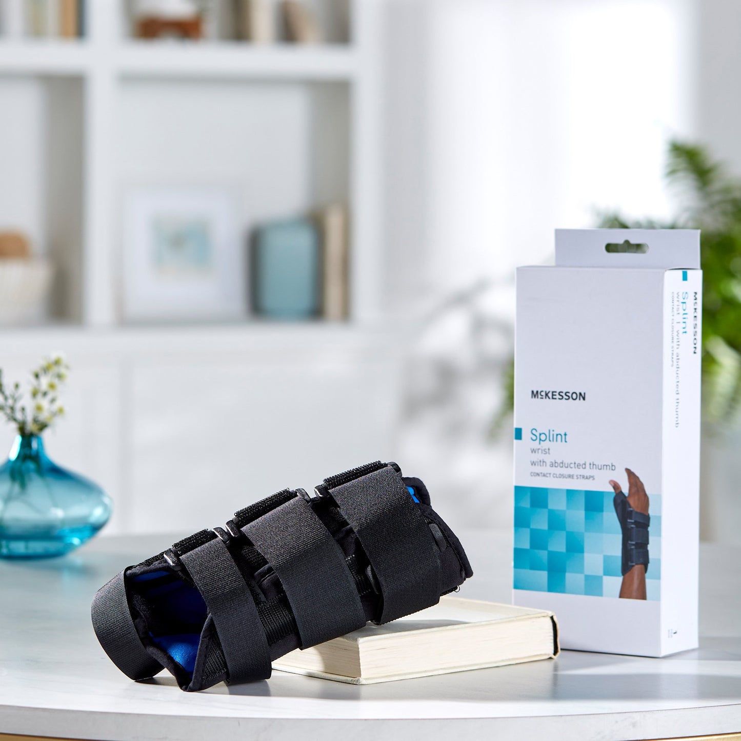 WRIST SPLINT, W/ABDUCTED THUMBLT SM 7.5"