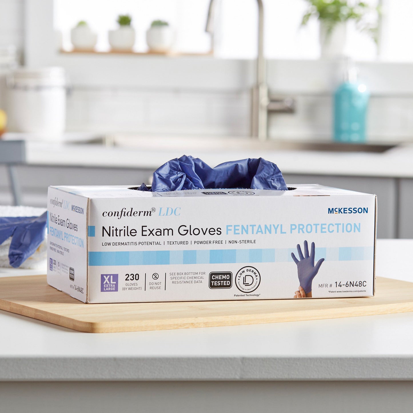 GLOVE, EXAM NTRL XL N/S CHEMO LDC BLU (230/BX 10BX/CS)