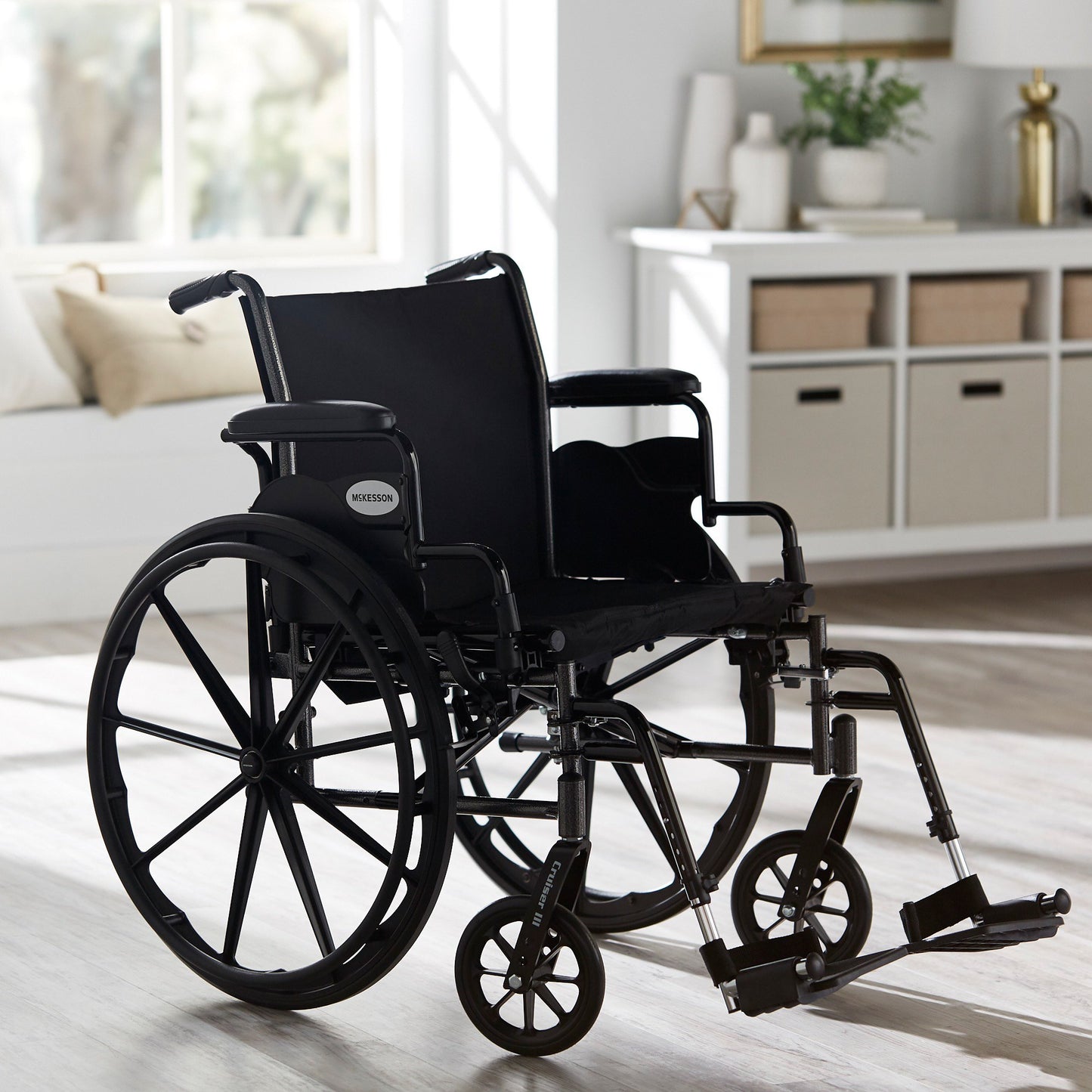 WHEELCHAIR, LTWT DDA SF 20" 300LBS