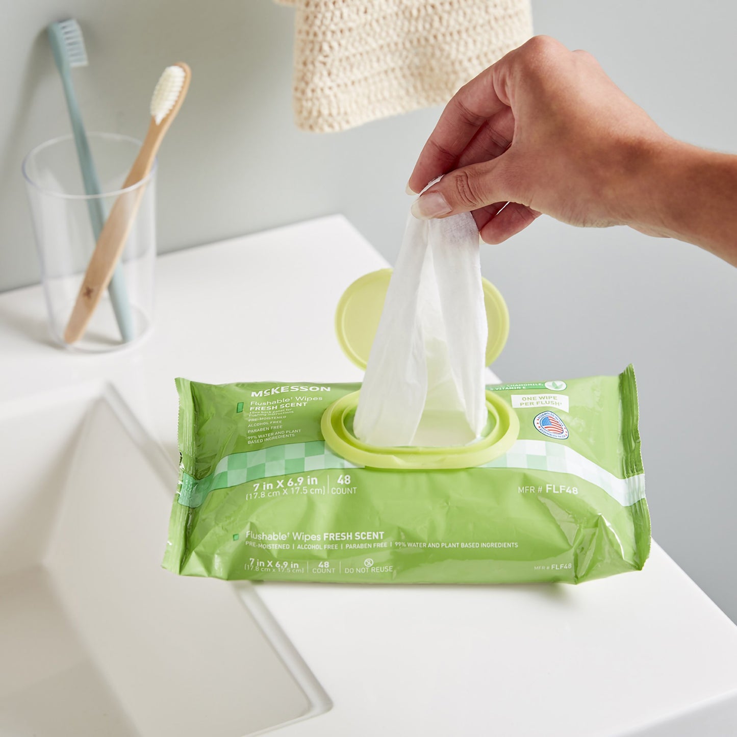 WIPE, WET FLUSHABLE SCENTED SFT PK W/LID (48/PK 12PK/CS)