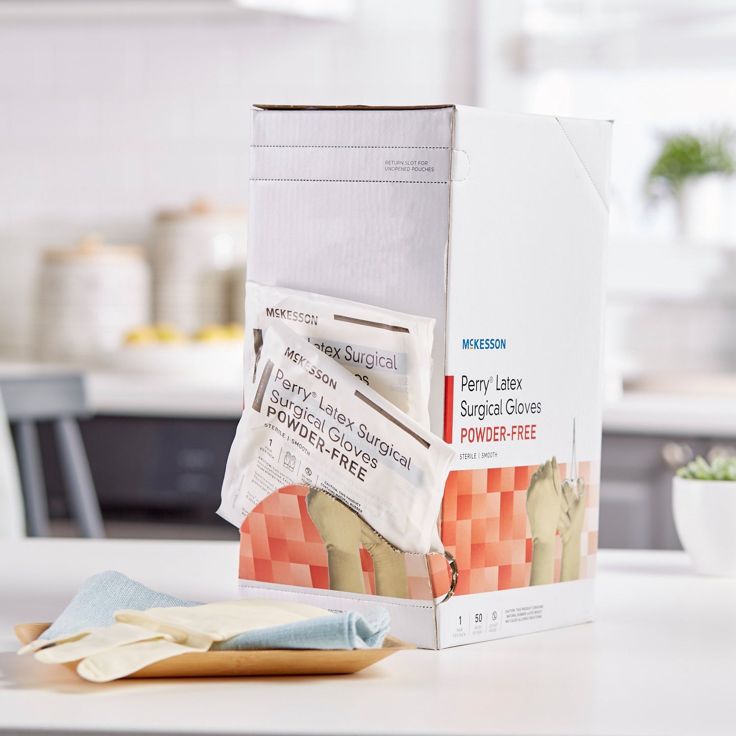 GLOVE, SURG LTX 6.5 STR2 SMTH (50PR/BX 4BX/CS)