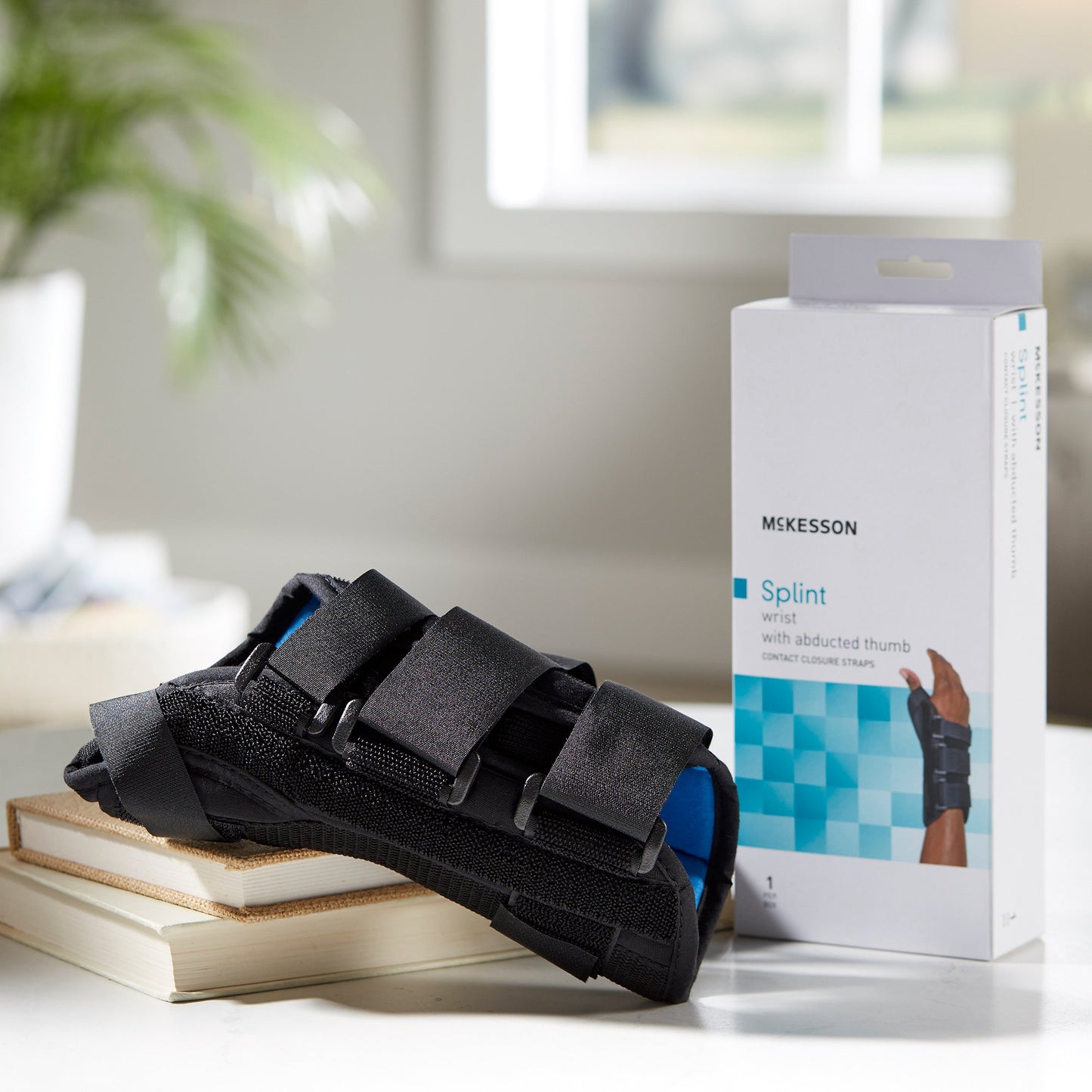 WRIST SPLINT, W/ABDUCTED THUMBRT XLG 8.5"