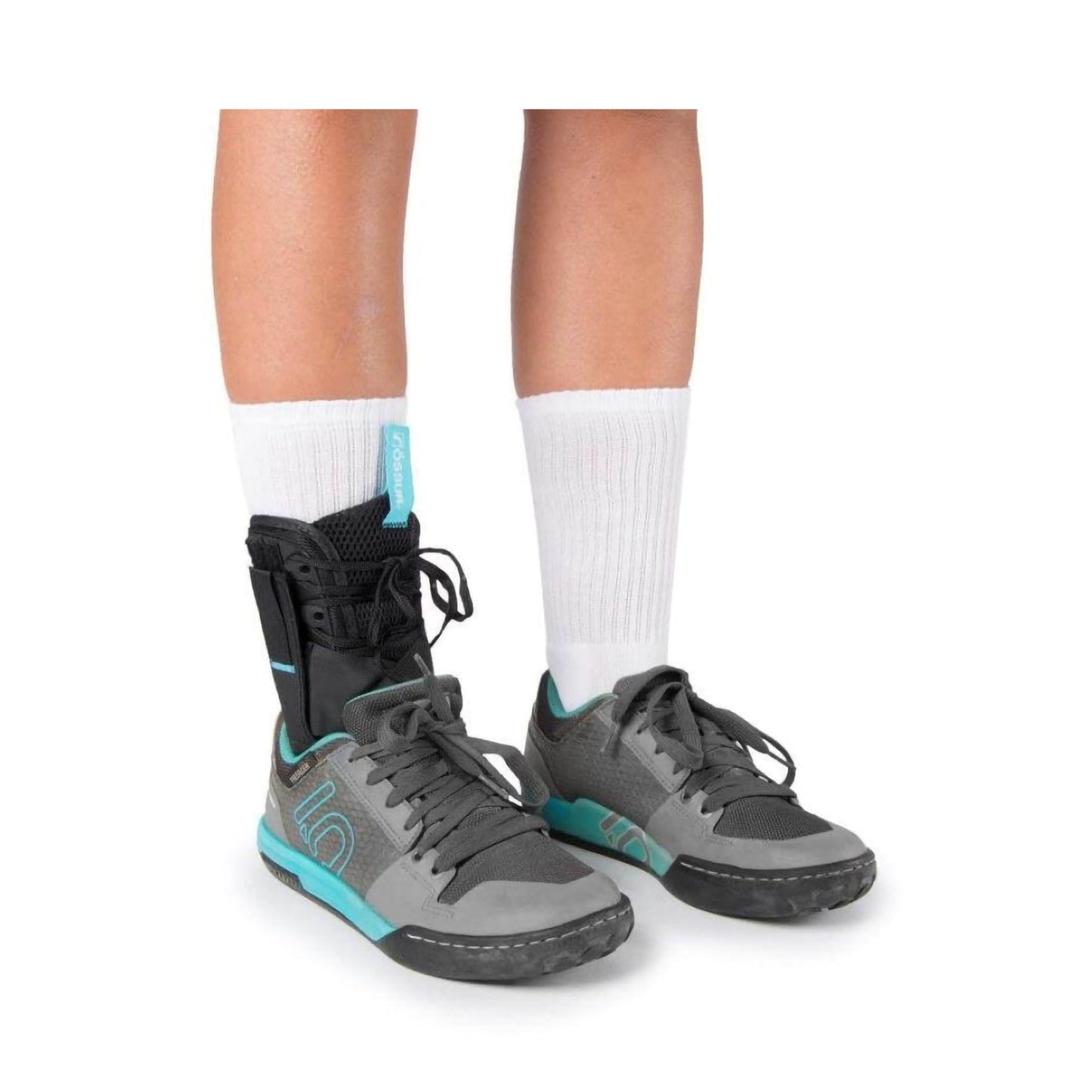 ANKLE BRACE, EXOFORM W/STRAP BLU MED