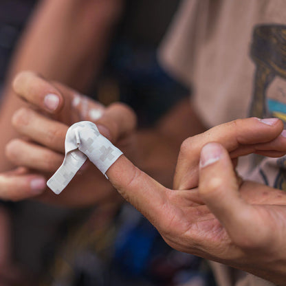 FIRST AID KIT, SUPERSKIN FINGERTIP BANDAGE