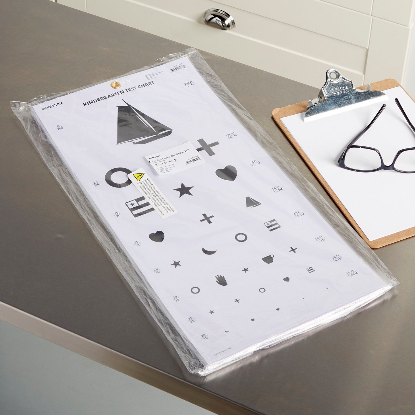 CHART, EYE TEST KINDERGRTN LF 20' 22"X11" (5/BG)