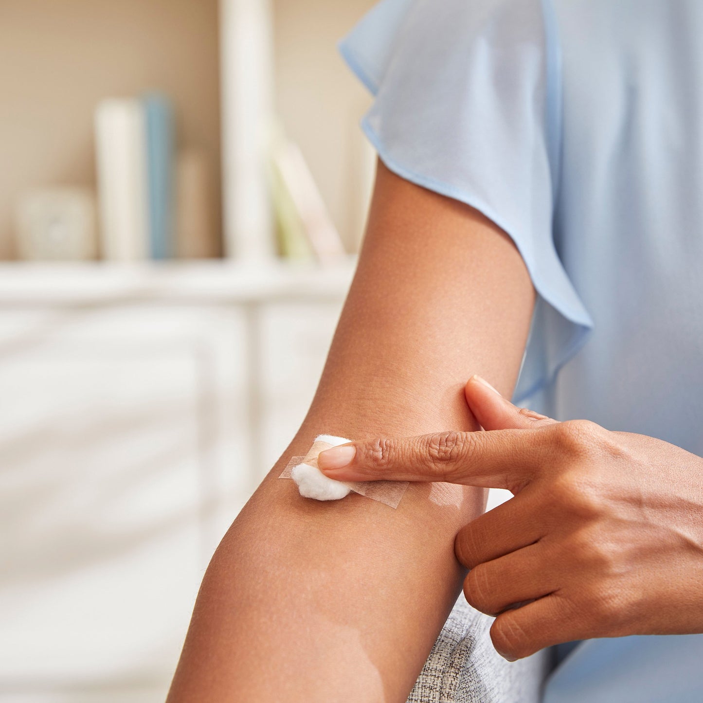 TAPE, ADHSV PAPER BRN 1/2"X10YDS (24RL/BX 12BX/CS)