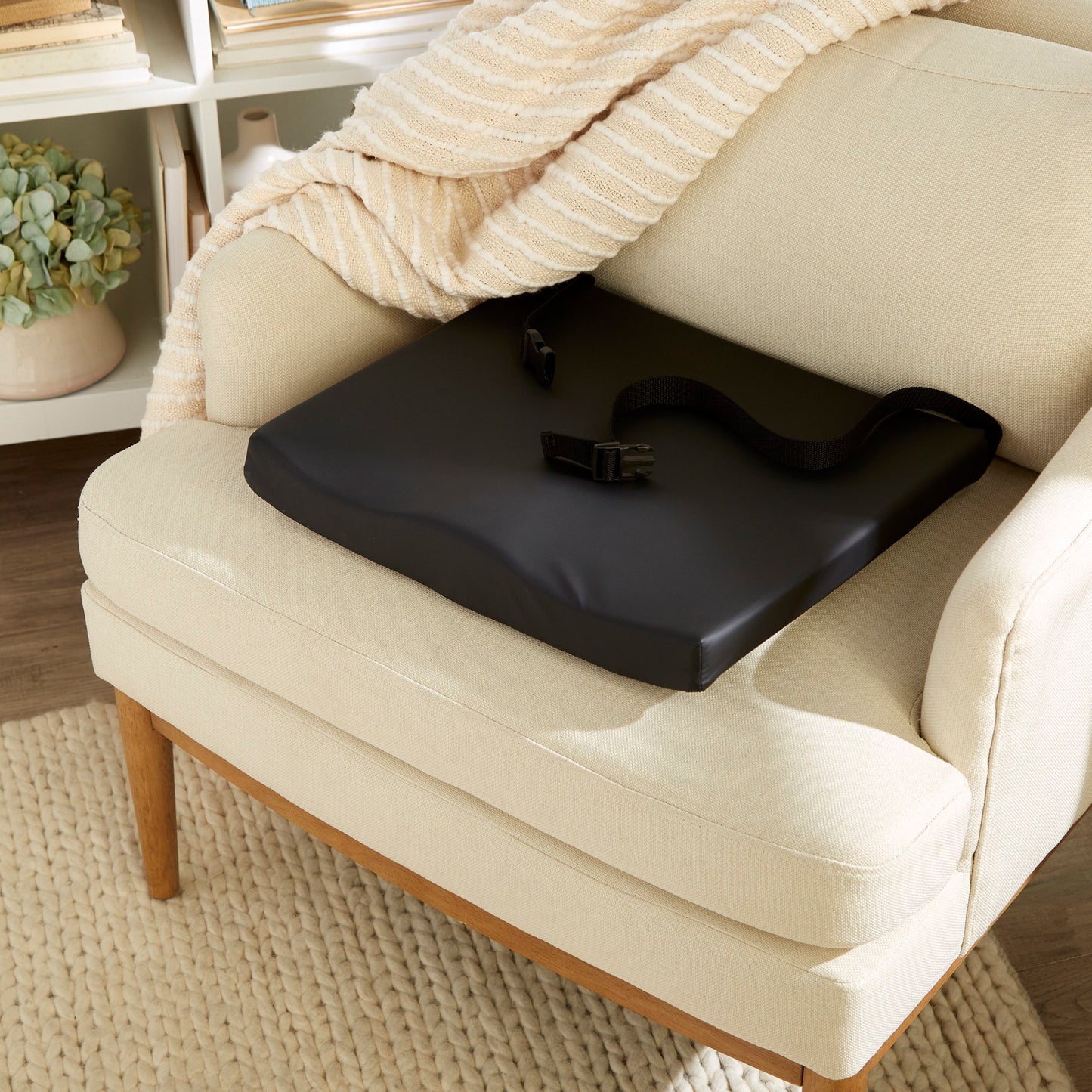CUSHION, PREM W/C MOLDED FOAM 18X16X3 (4/CS)