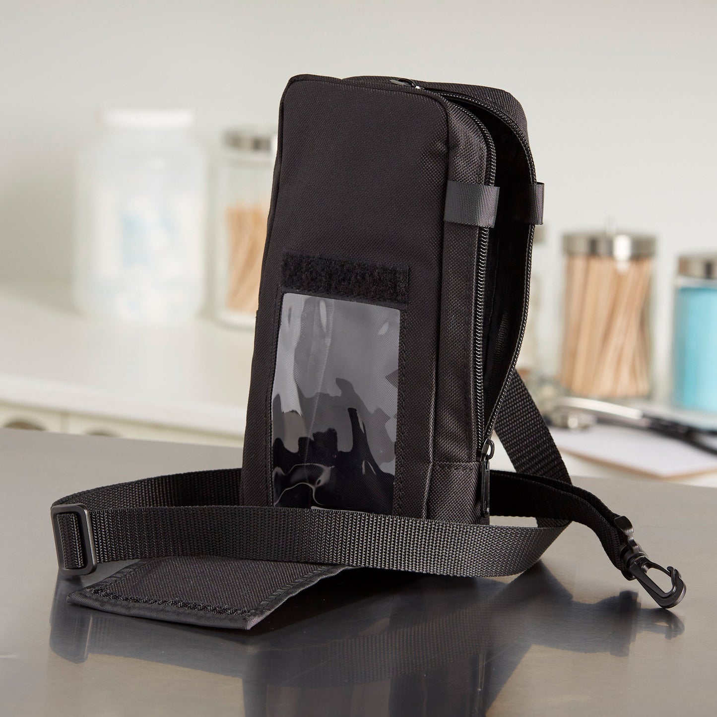 POUCH, PUMP CADD SHOULDER/FANNY BLK 50ML-100ML